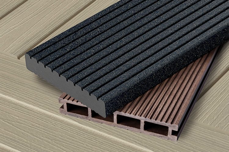 What’s the difference between hollow and solid composite decking?